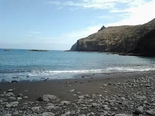 Apartamentos Playa Hermigua Buitenkant foto